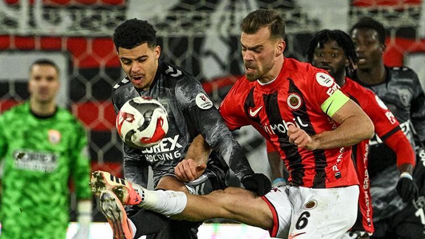 Samsunspor Ankara'dan 1 puanla döndü! Thomas Reis: 'Ben bir şey yapmadığım halde sarı kart gördüm'