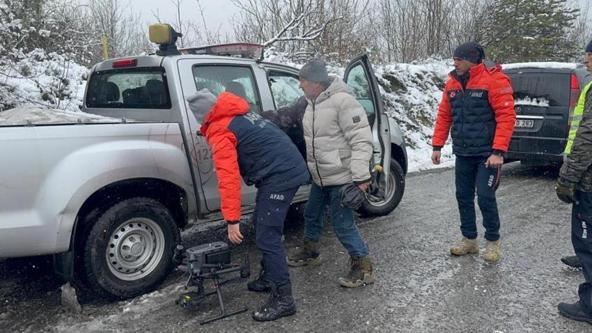 Zonguldak'ta kar altında arayış: AFAD, UMKE ve köylüler tarıyor!
