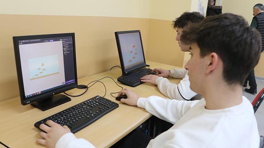 Samsun'da fabrika gibi çalışan okullardan dev ciro! Öğrenciler meslek öğrenip ekonomiye can suyu veriyor