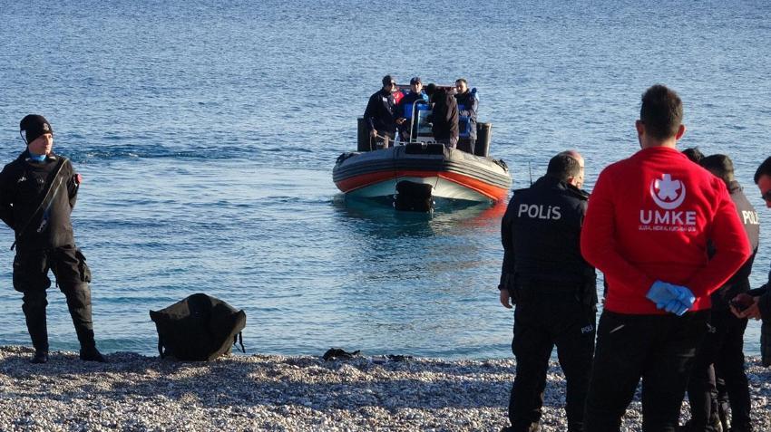 Antalya'da dehşete düşüren olay: Balık tutan vatandaşların oltasına ceset takıldı