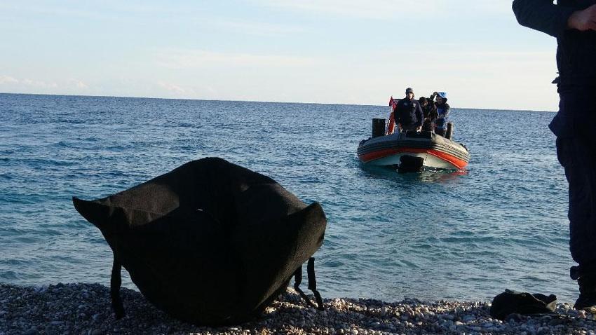 Antalya'da dehşete düşüren olay: Balık tutan vatandaşların oltasına ceset takıldı