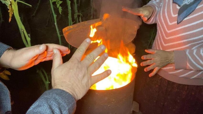 Mersin'de hayat durdu: Üretici seralara akın etti