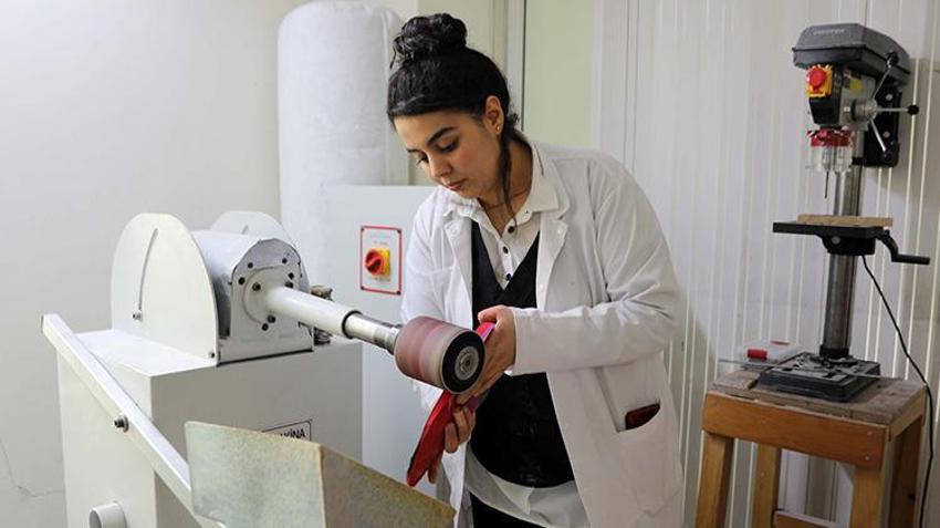 Komşusundan etkilendi üniversite okudu! Devletten hibe aldı iş yeri açtı