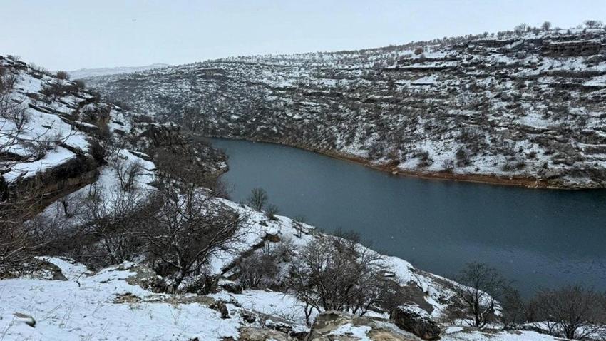 132 yılda tamamlandı, 1 gecede kayboldu: Erzincan'da uçurumun kıyısında yer alıyor
