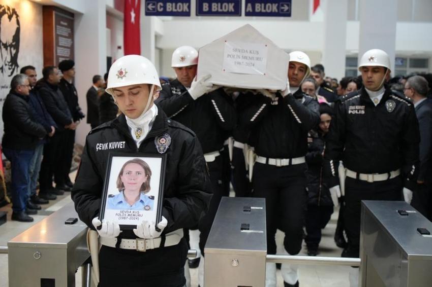 Babası annesini öldürdü, küçük kız mahkemede feryat etti! Edirne'de gözünün önünde can verdi