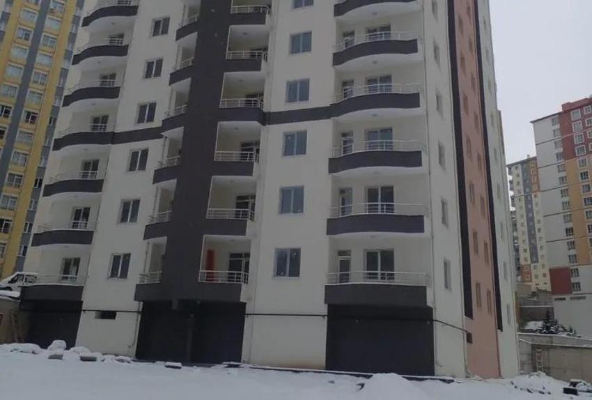 Almanya'da verdiği karar Kayseri'de pişman etti: 18 dairesi gitti! Yemek masasında kandırdılar