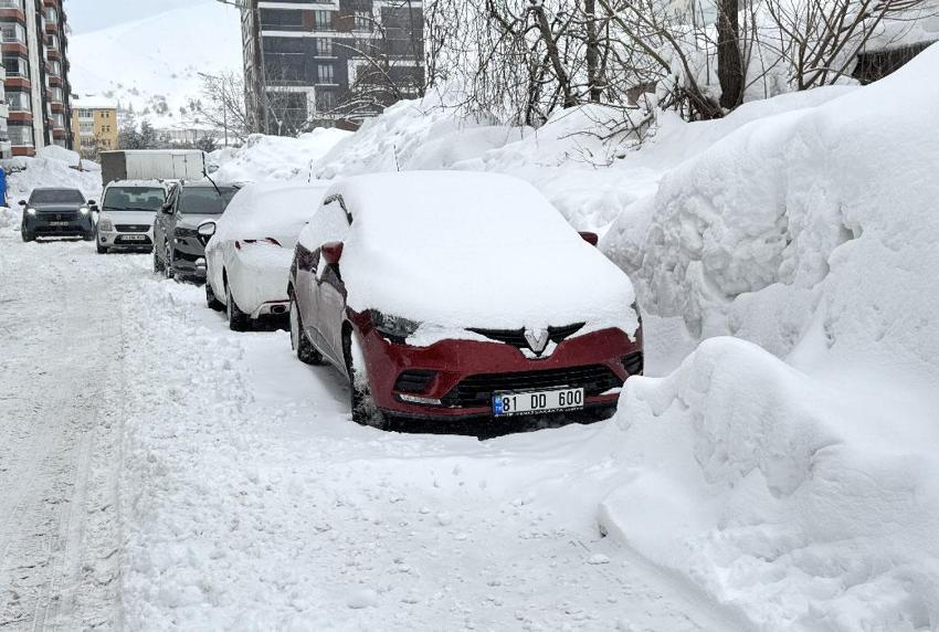 Yoğun kar yağışı ve sağanak kuvvetli geliyor! Meteoroloji son raporu açıkladı: 23 şehir için 'sarı' alarm verildi