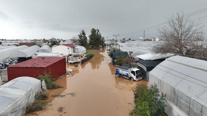 Antalya'da felaketi yaşayan 3 ilçede hasar tespit çalışmaları başladı