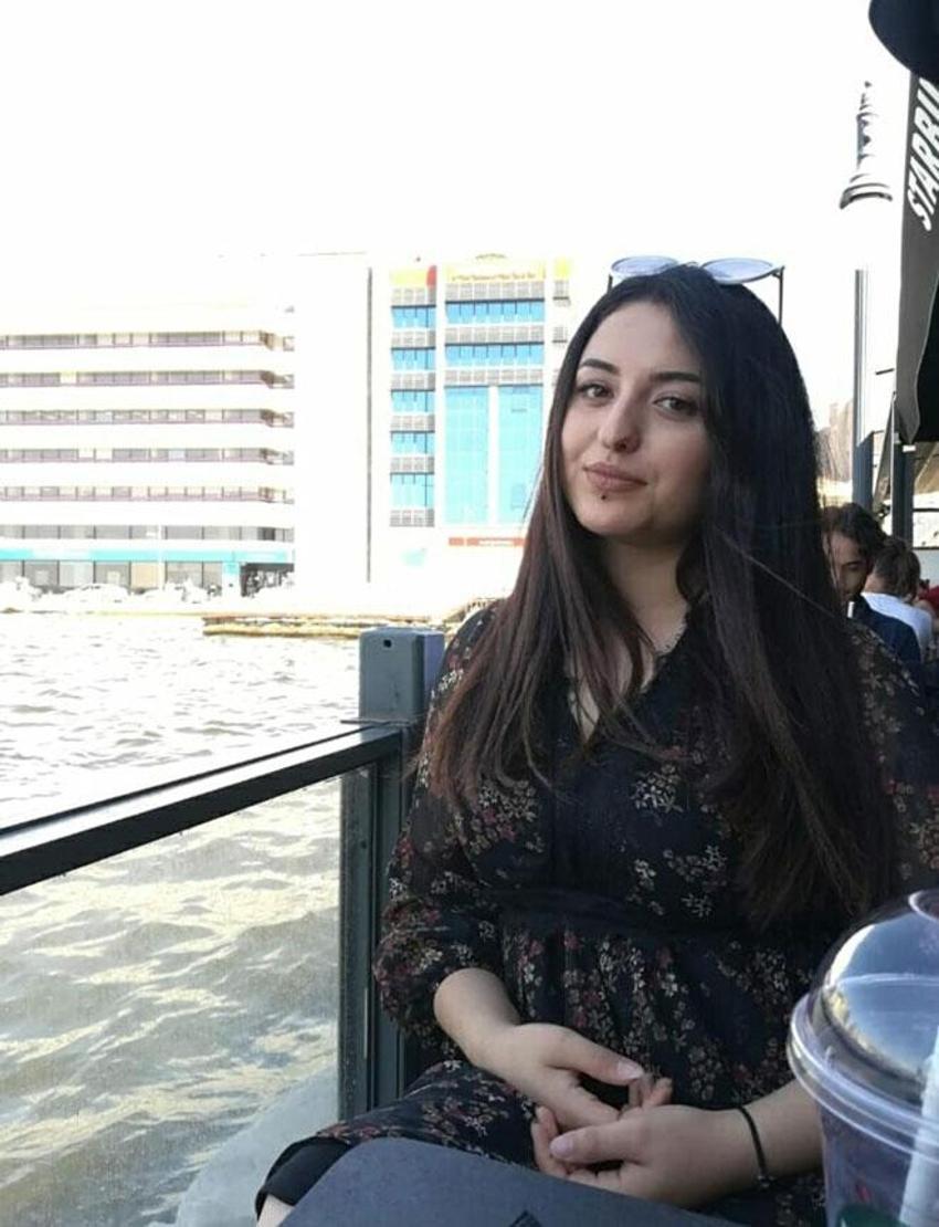 İzmir’de dehşet anları kamerada: Eski erkek arkadaşı tarafından sokak ortasında öldürüldü