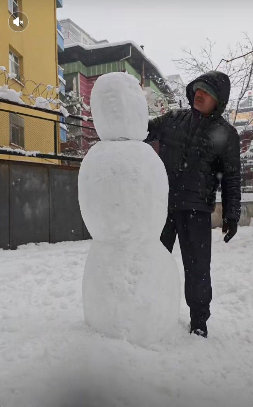 Batman'da hasret yıllar sonra sona ermişti: Kardan adamlar kentin simgesi oldu