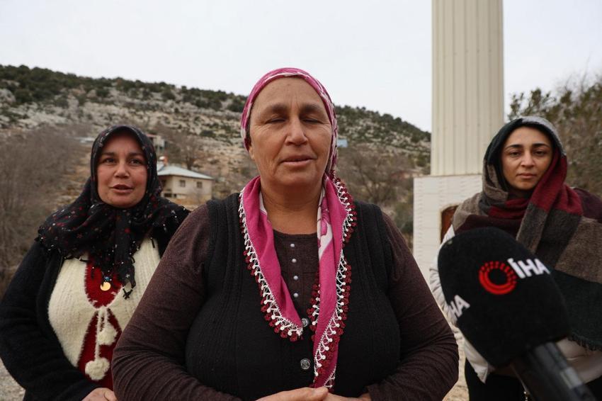 Adana'da Karadeniz fıkrası gibi olay: Cemaat, imam, minare var fakat cami yok