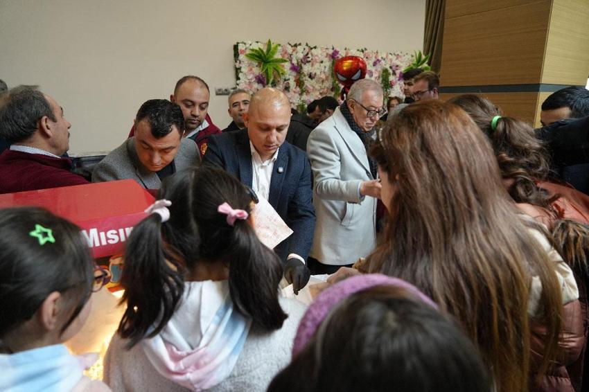 Kırıkkale'de çocuklar için ücretsiz şenlik düzenlendi, aileler akın etti