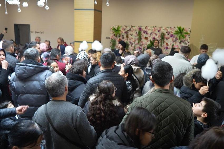 Kırıkkale'de çocuklar için ücretsiz şenlik düzenlendi, aileler akın etti