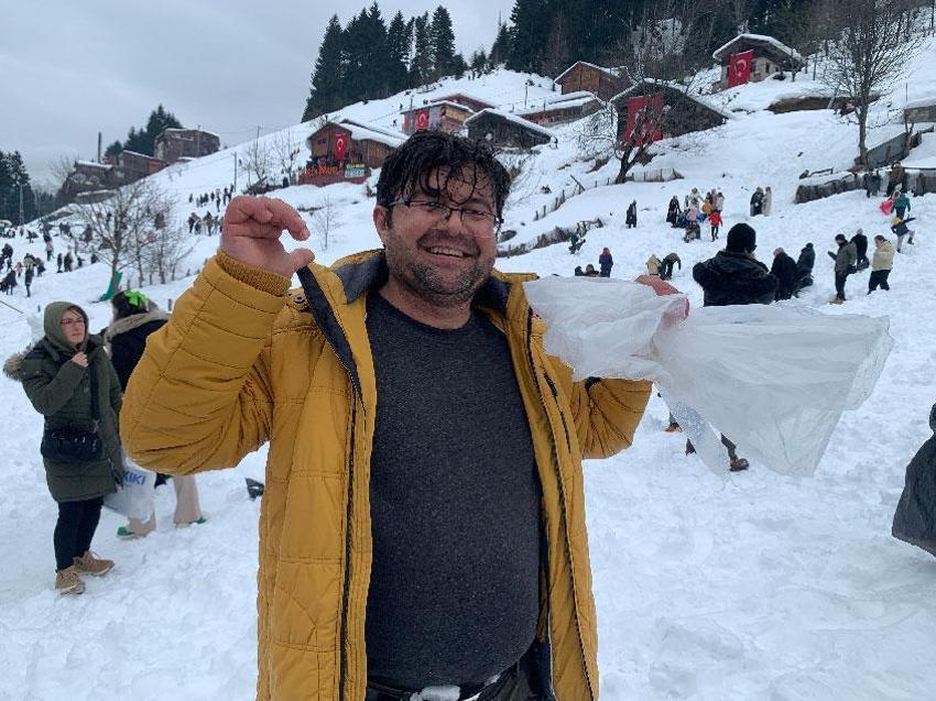 Dünyanın en büyük kardan çay bardağı görücüye çıktı! Ayder'de kar festivali kayakla başladı