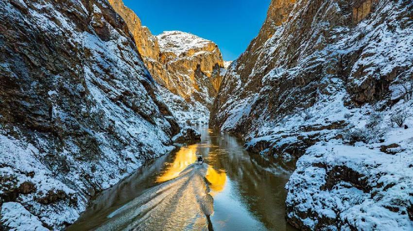 Aydınlık Kanyon: Erzincan’da ziyaretçilerini başka bir zamana taşıyan eşsiz bir kaçış rotası