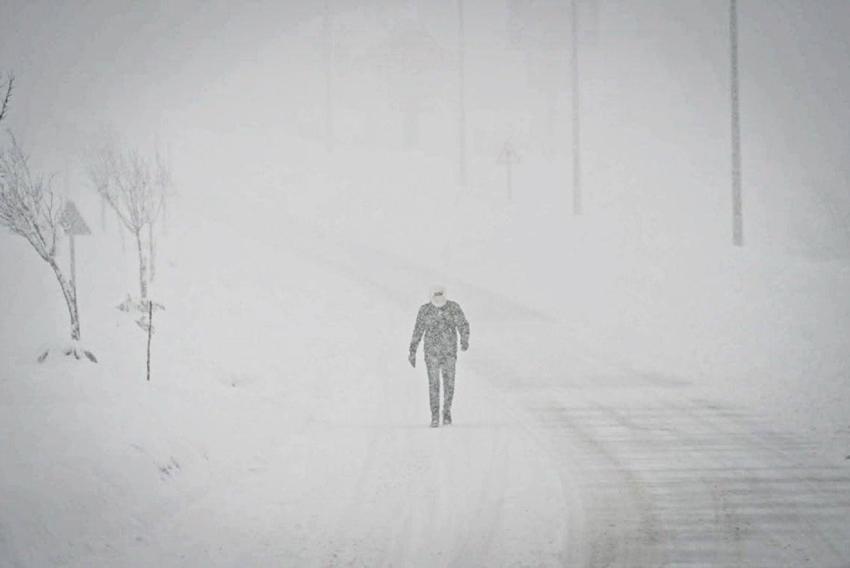 Lapa lapa kar yağışı, sağanak ve fırtına geliyor! Meteoroloji tarih vererek illeri tek tek uyardı