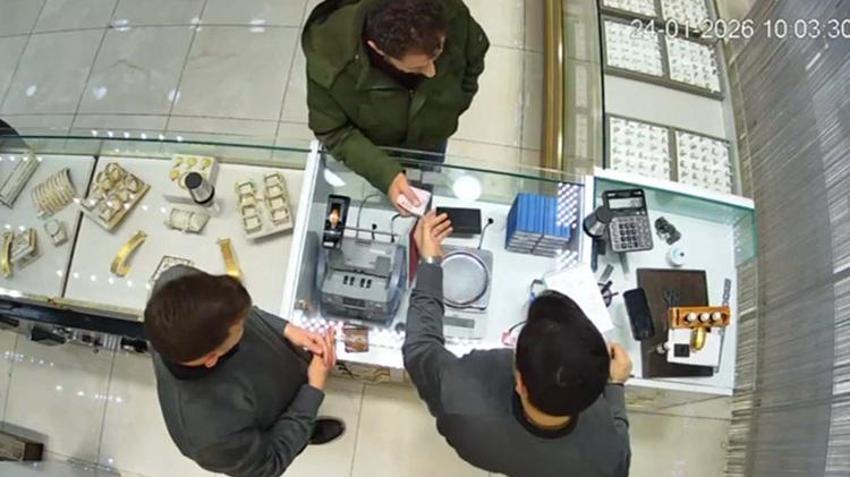 Eskişehir'de kuyumcunun dikkati dolandırıcıyı yakalattı! Sahte bileziği verip 4 Cumhuriyet altını almak istedi