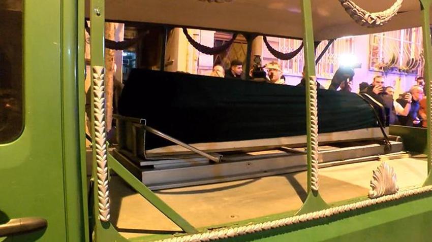 Şişli'deki bir çöp konteynerinde bulunan başı olmayan ceset ile ilgili son dakika gelişmesi! Şüpheliler İstanbul Havalimanı'nda yakalandı: O anlar kamerada