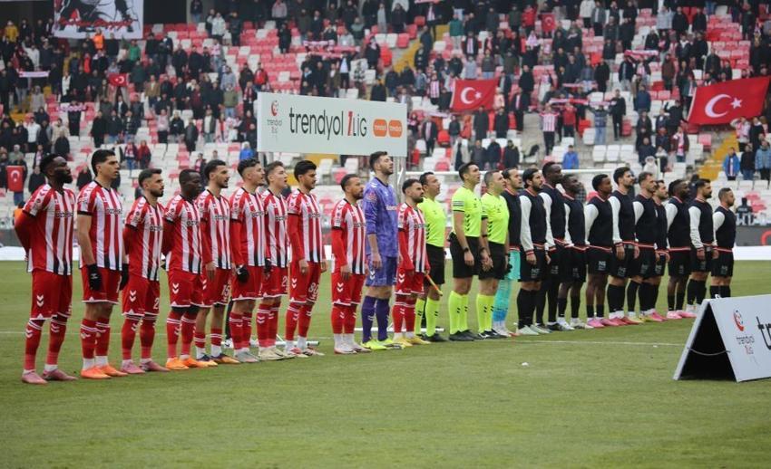 Sivasspor-Amedspor maçında kriz patladı! Başkan açıkladı: İstifa ettiler