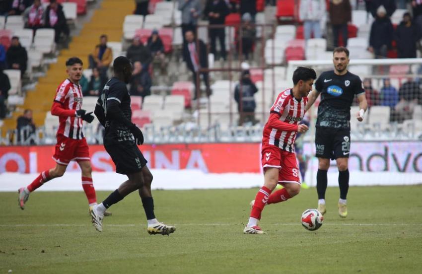 Sivasspor-Amedspor maçında kriz patladı! Başkan açıkladı: İstifa ettiler