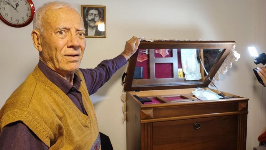 Eşinin acısı dinmeden ikinci şoku yaşadı! Adana’da 88 yaşındaki engelli adamın 'gizli bölme'deki 1 kilo altını sır oldu