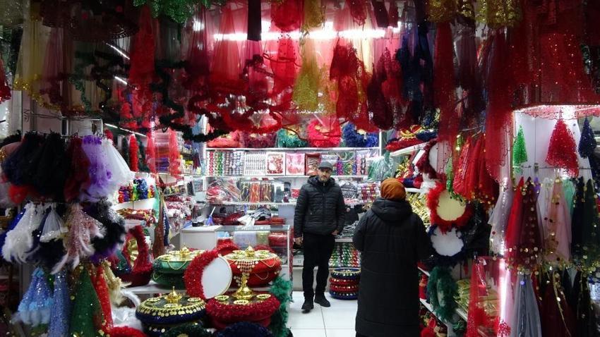 Gaziantep’te evlenecek çiftlerin uğramadan geçmediği durak: 50 yıllık sır kapalı çarşıda saklı