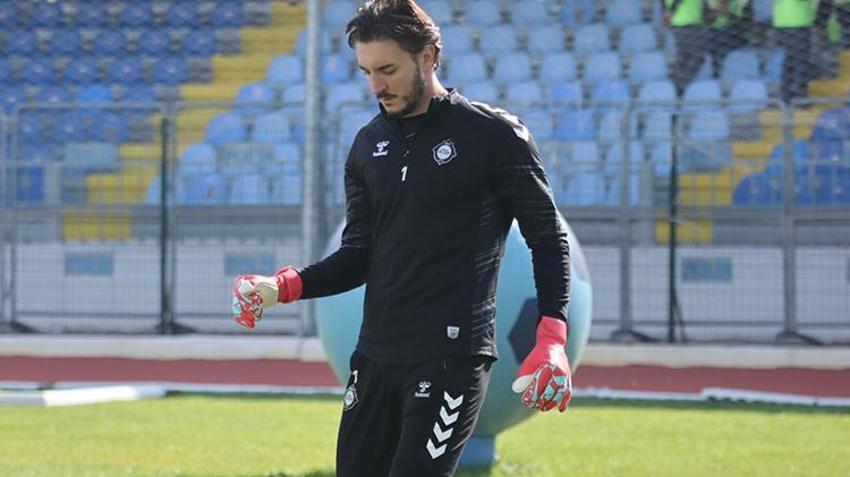 Altay'da Ozan Evrim Özenç 'istenmeyen adam' oldu!