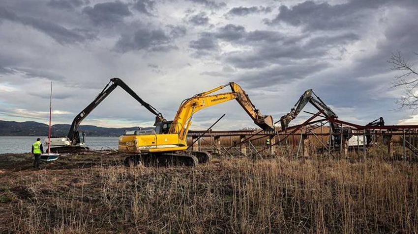 Sapanca Park Projesi için çalışmalar tamamlandı! 89 kaçak iskele tamamen kaldırıldı