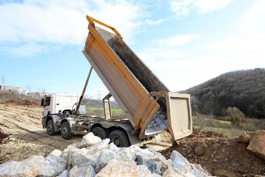 Sakarya'da '4. Cadde' projesi hayat geçiyor! Serdivan ve Beşköprü birbirine bağlanıyor: Makineler sahaya indi
