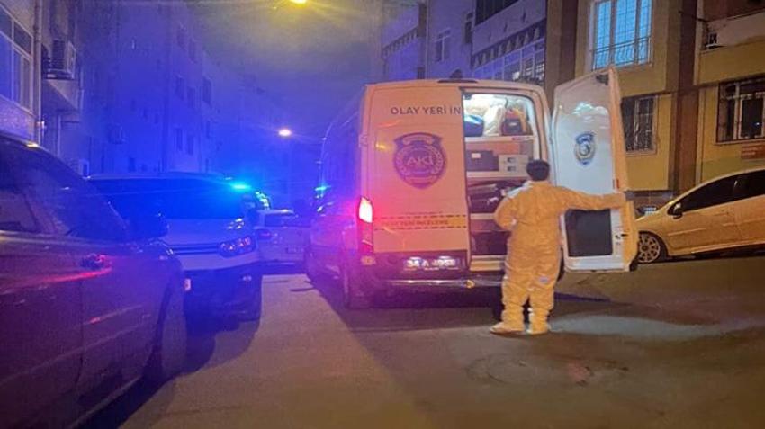 Beyoğlu'nda kan donduran olay! Camdan içeri girince korkunç manzarayla karşılaştılar: Şoke eden detaylar