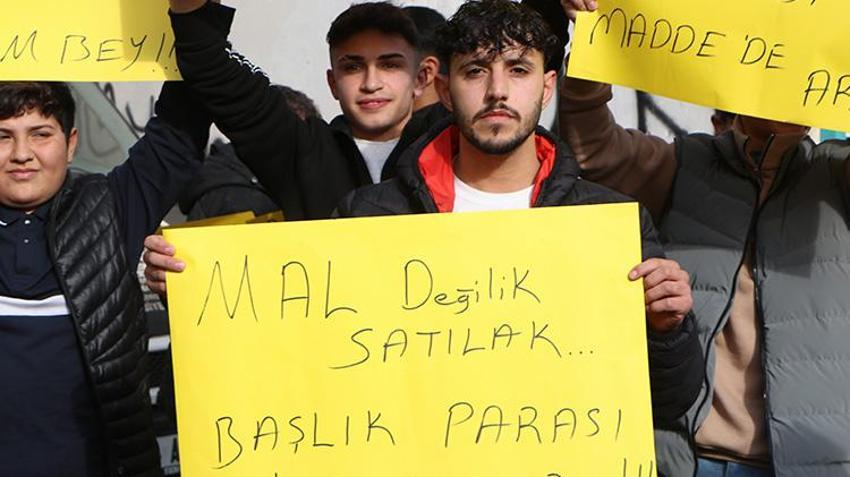 Adana'da gençler başlık parasına Kibar Feyzo gibi isyan etti! '700 bin TL'den başlayan fiyatlarla başlık parası'