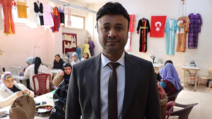 Şanlıurfalı kardeşler gözleriyle değil gönülleriyle örüyorlar! Necla ve Leyla'nın azmi herkese örnek oluyor