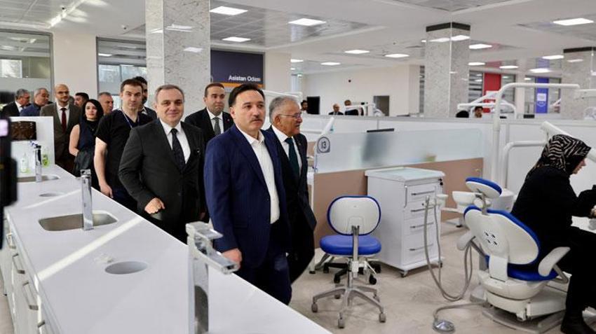 Türkiye'nin en büyük diş hastanesi Kayseri'de! Erciyes Üniversitesi Diş Hastanesi hasta kabulüne başladı