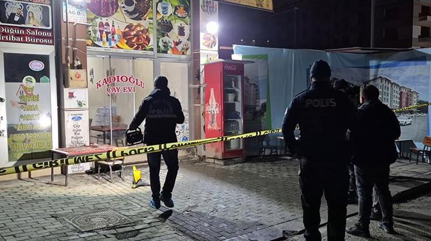 Malatya'da pompalı saldırı! Çay ocağına daldı 7 kişi yaralandı