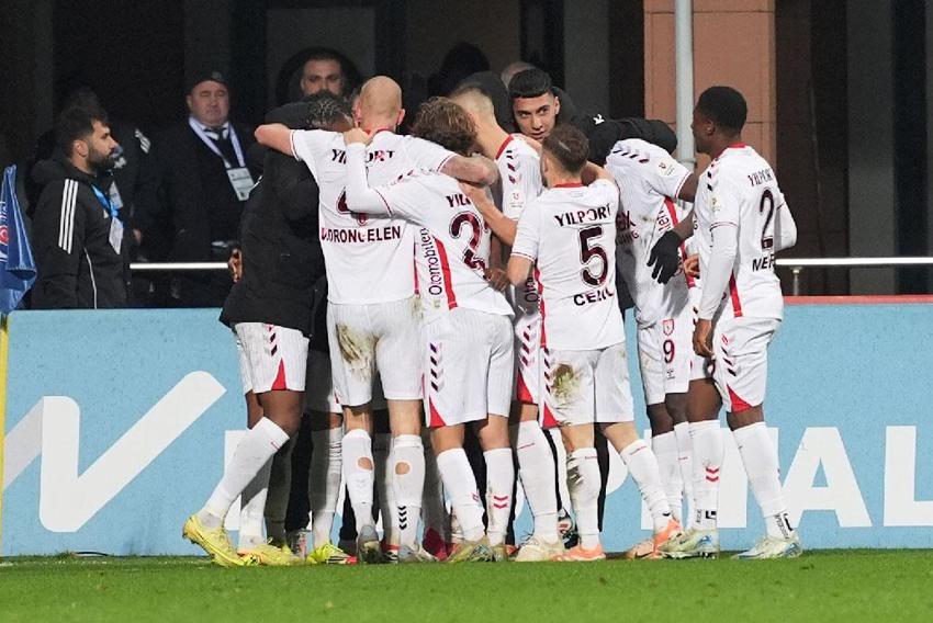 Kasımpaşa-Samsunspor maçında 3 puanı getiren gol 90+2'de geldi