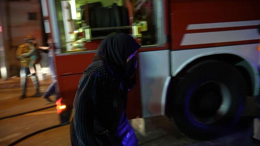 Samsun’da üç katlı bina yangınında can pazarı: 8 kişi dumandan etkilendi