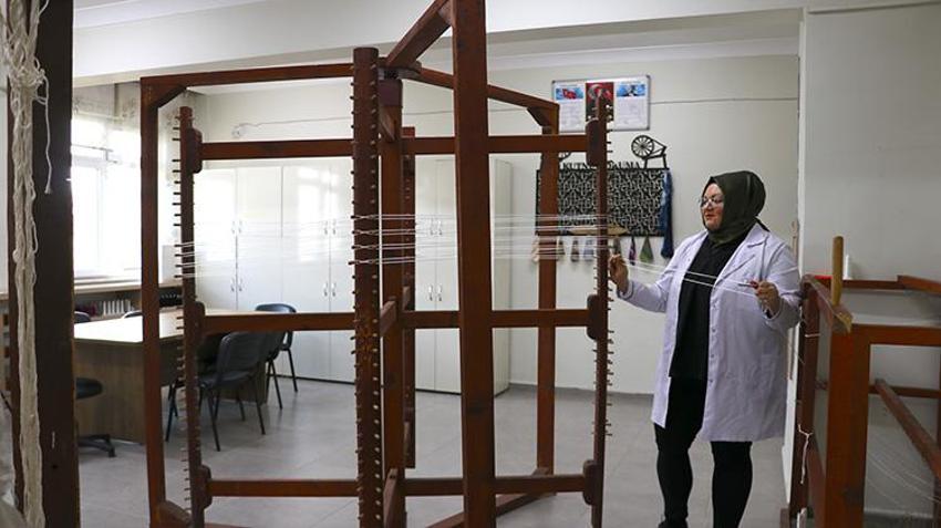 Bir zamanlar padişahların kaftanı bu kumaştan üretiliyordu: Gaziantep'te sıra dışı inovasyon! Artık fıstık kabuğundan üretiliyor