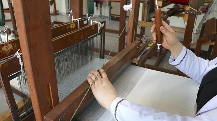 Bir zamanlar padişahların kaftanı bu kumaştan üretiliyordu: Gaziantep'te sıra dışı inovasyon! Artık fıstık kabuğundan üretiliyor