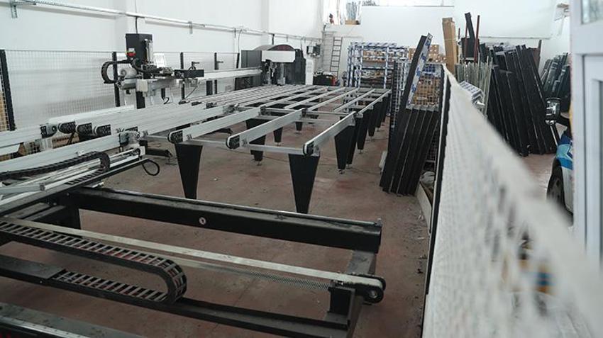 Erzincanlı iki ortak devlet desteğiyle fabrika kurdu! 18 yılda bayi ağını 4 katına çıkardılar