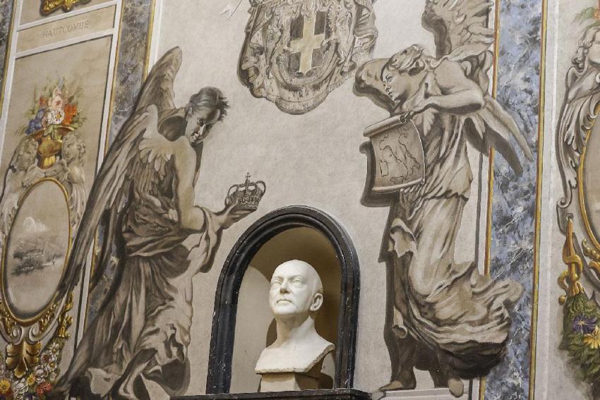 İtalya'da restorasyon skandalı! Tarihi bazilikadaki melek figürünü Meloni'ye benzettiler, tepkiler peş peşe geldi