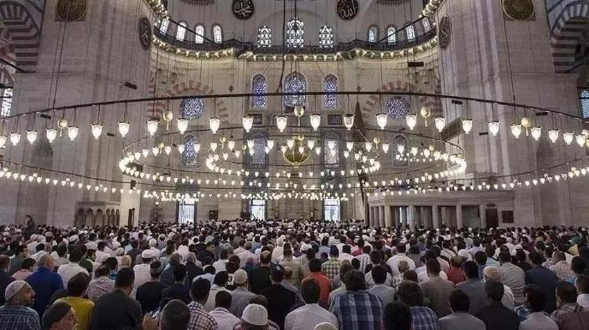 2 Şubat Pazartesi Berat Kandili Namazı Saat Kaçta? Berat Kandili ezanı saat kaçta okunuyor, Akşamdan Sonra Kılınır mı, Ne Zaman Kılınır?