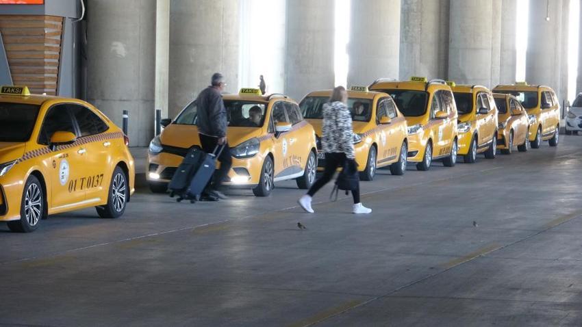 Çukurova Havalimanı’nda 'korsan' alarmı! Yolcu güvenliği büyük risk altında: Denetim talebi artıyor