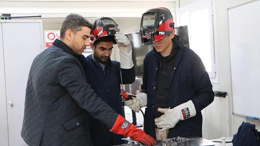 Adana'da 'aranan elemanlar' yetiştiriliyor! Mezunların yüzde 65'i istihdam ediliyor