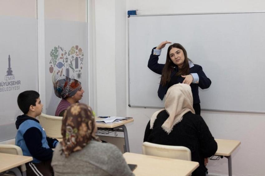 İzmir'de ücretsiz başladı: Anne ve çocuğuna veriliyor