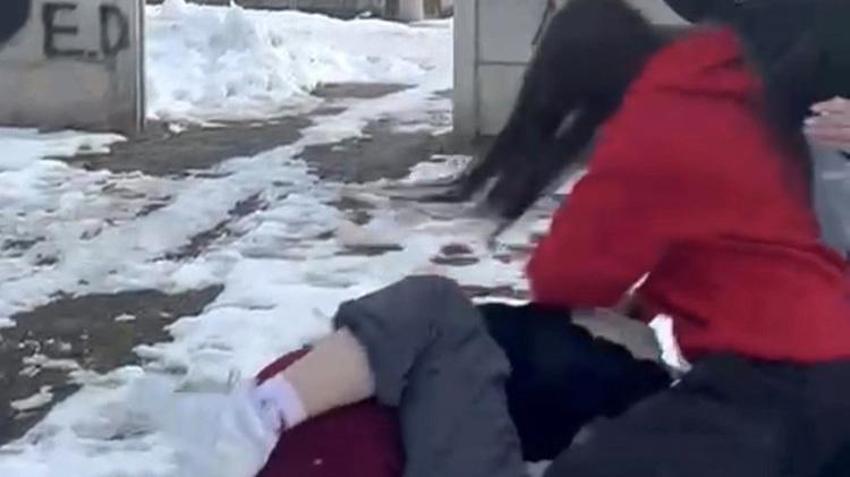 Bolu'da akran zorbalığı: Ortaokul öğrencilerinin önünü kesip dakikalarca darp ettiler