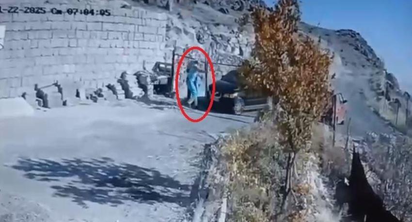 Kayseri’de komşu dehşeti! Baba ve oğlunu otomobille ezip yaraladı; o anlar kamerada