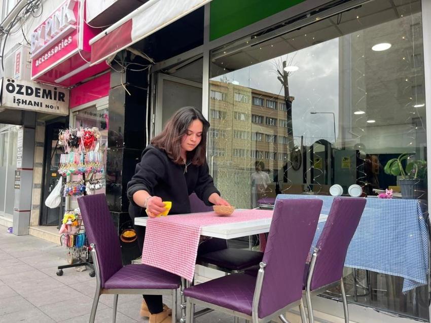 Hayalini kurdu 18 yaşında sahibi oldu: Eskişehir'de hiç destek almadan yaptı