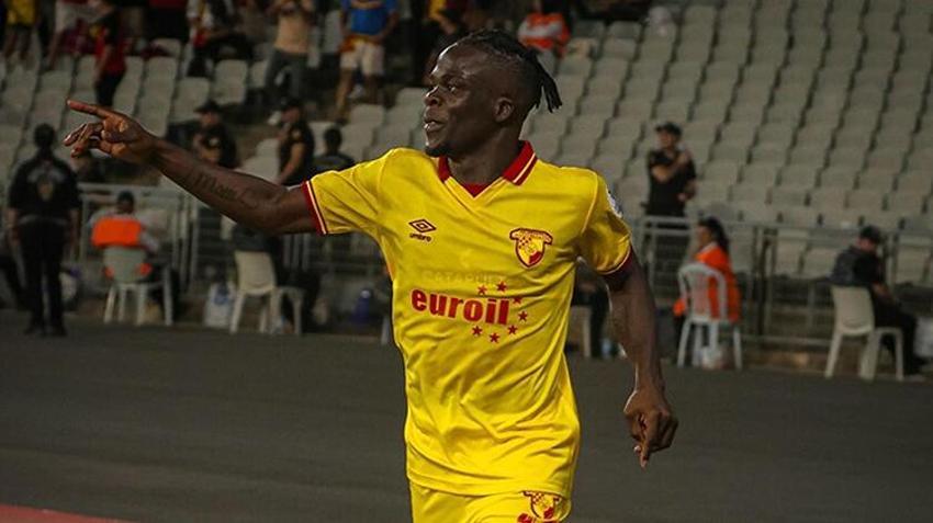 Göztepe Olaitan'ın yerine Filip Krastev! Transfer aynı gün mutlu sonla bitti