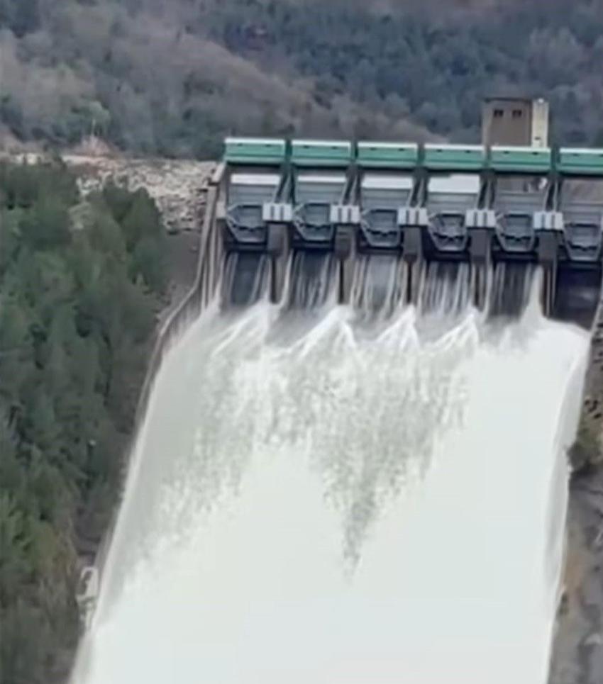 Kar ve sağanak yağışlar Balıkesir'e can suyu oldu! Oranlar yüzde 90,22'ye ulaştı