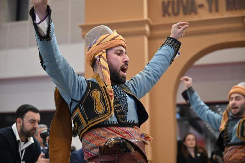 Balıkesir Doğu Akdeniz Uluslararası Turizm ve Seyahat Fuarı’nın gözbebeği oldu